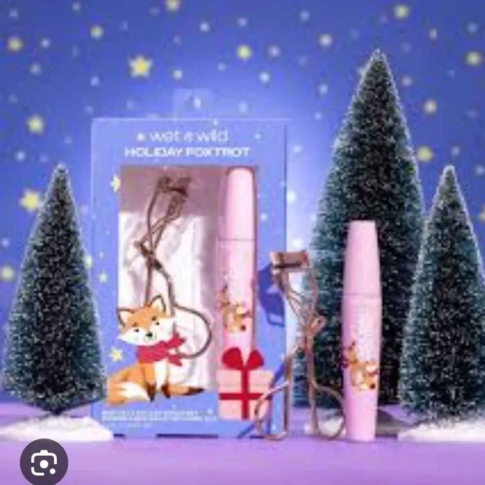 Wet-N-Wild Holiday Foxtrot Mascara & Eyelash Curler Set